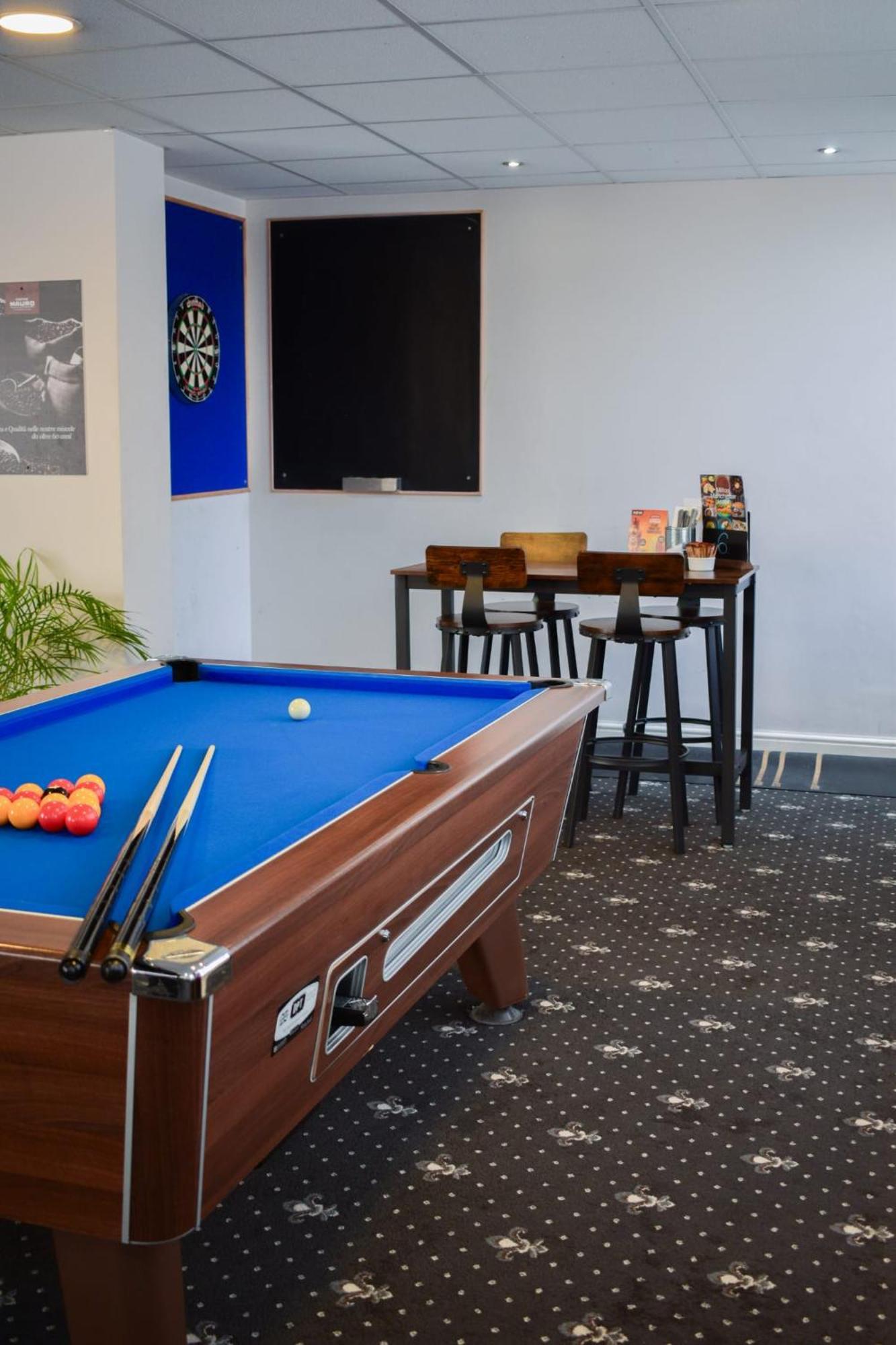 Ox Hotel Manchester Swinton  Zewnętrze zdjęcie