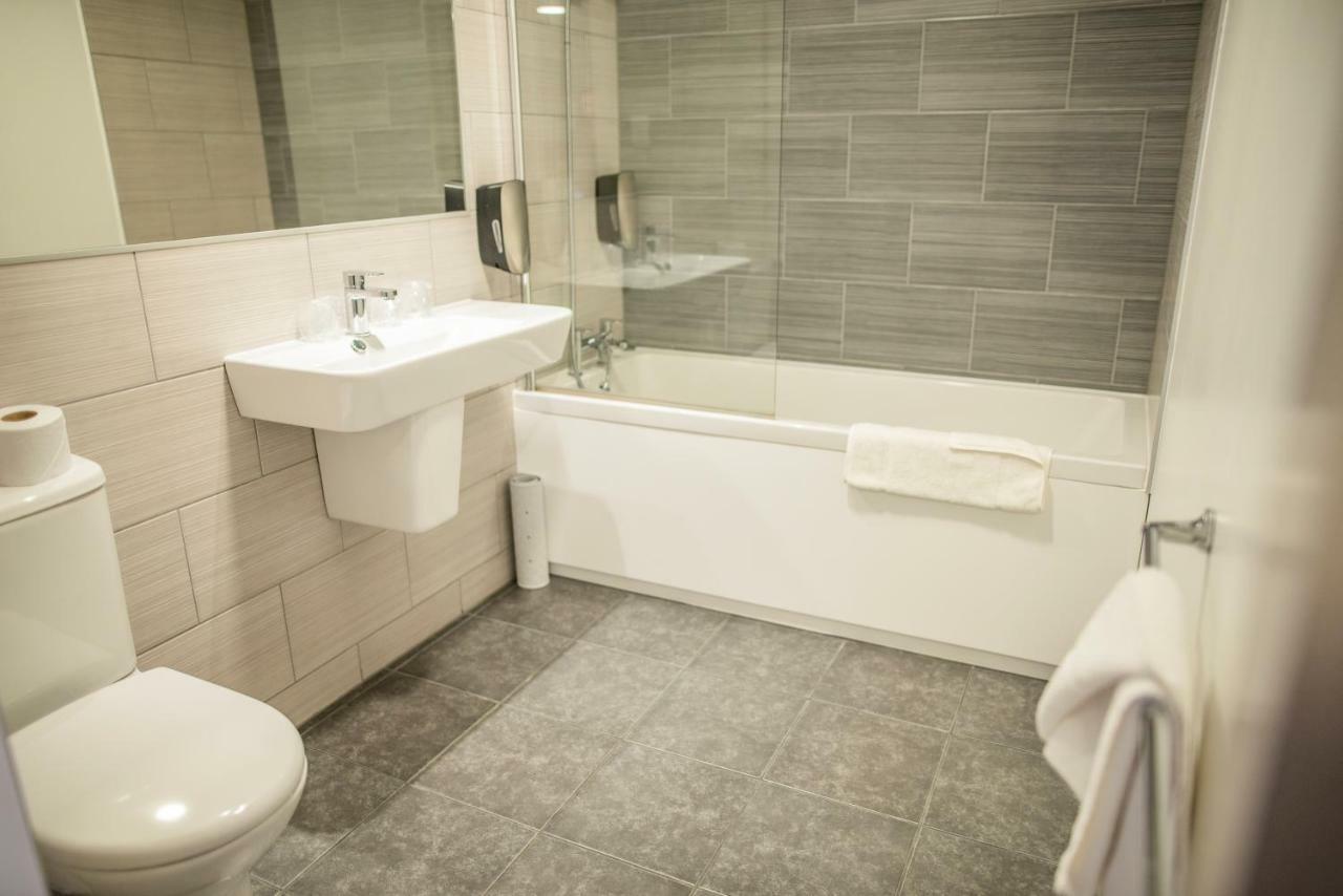 Ox Hotel Manchester Swinton  Zewnętrze zdjęcie