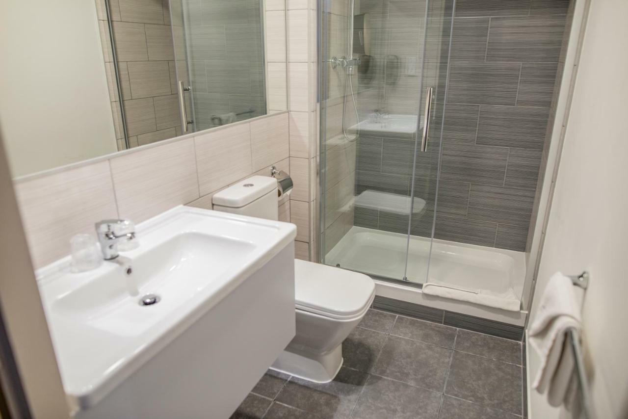 Ox Hotel Manchester Swinton  Zewnętrze zdjęcie